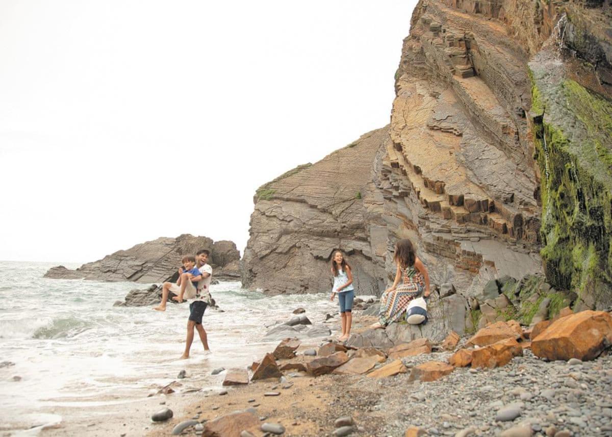 Sandymouth Holiday Resort Morwenstow Экстерьер фото
